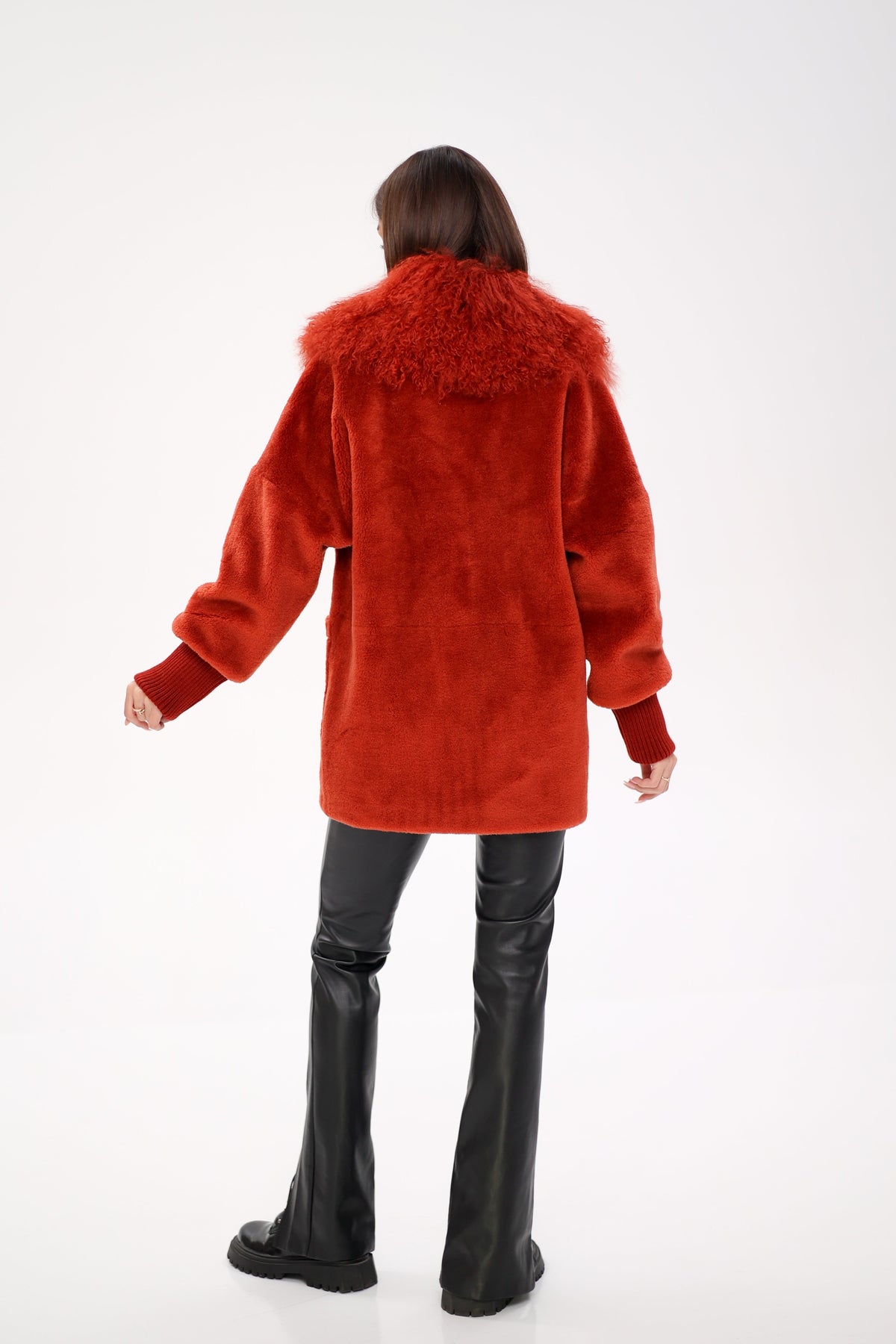 Alaska® Outerwear Company Damen-Mantel aus Lamapelz