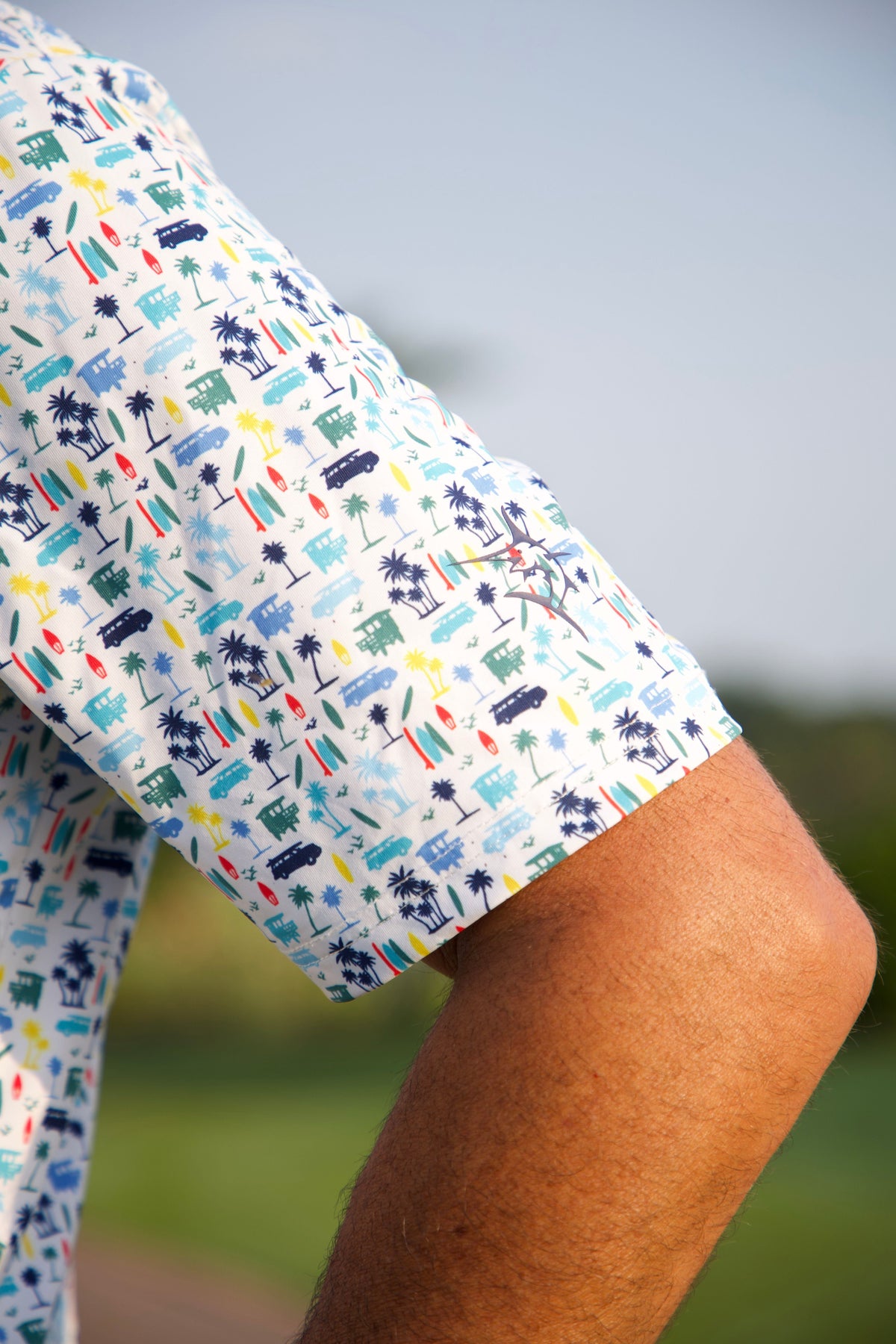 Polo de performance White Water Life Surfs Up