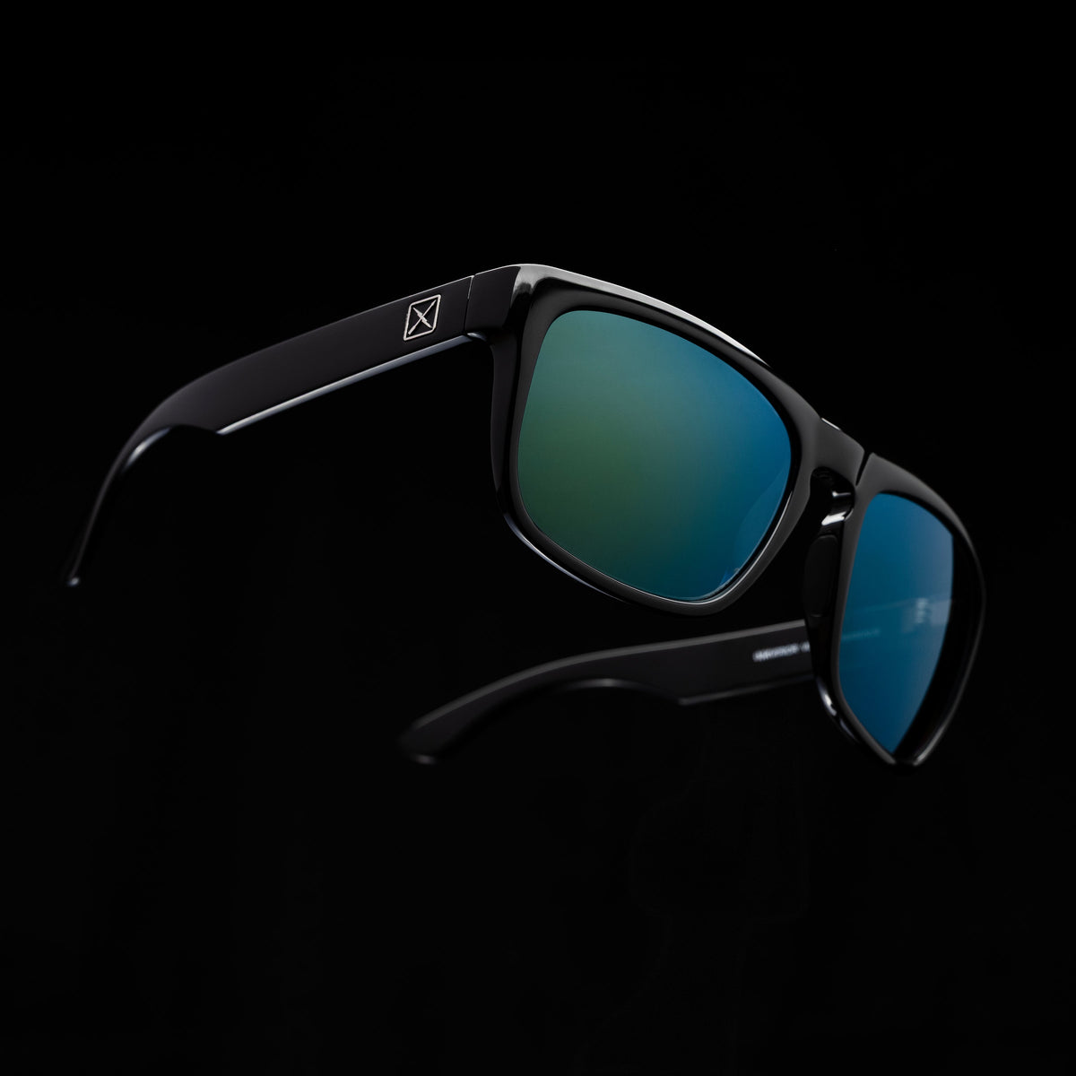 Bolt & Arrow - 81's Clandestine (Gloss) - Gloss