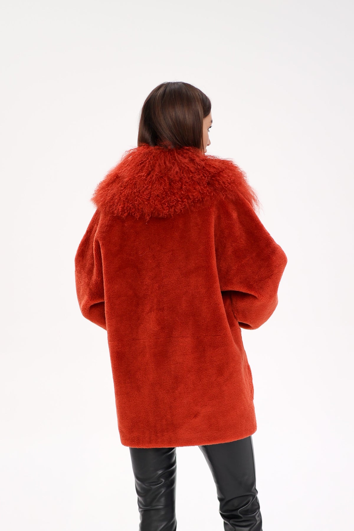 Alaska® Outerwear Company Damen-Mantel aus Lamapelz