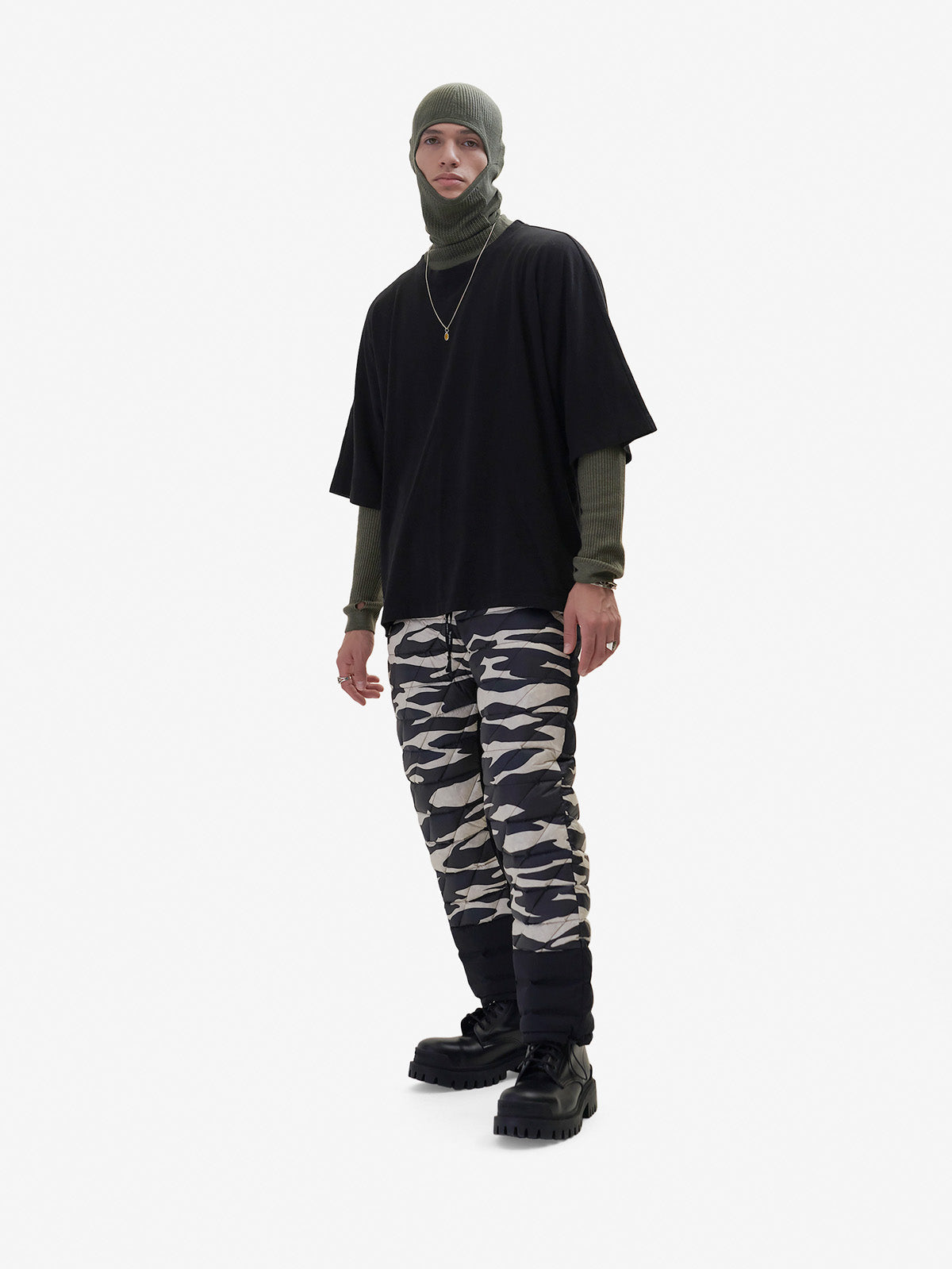 Pantalón de sudadera híbrido de plumón Holden Outerwear - Cebra