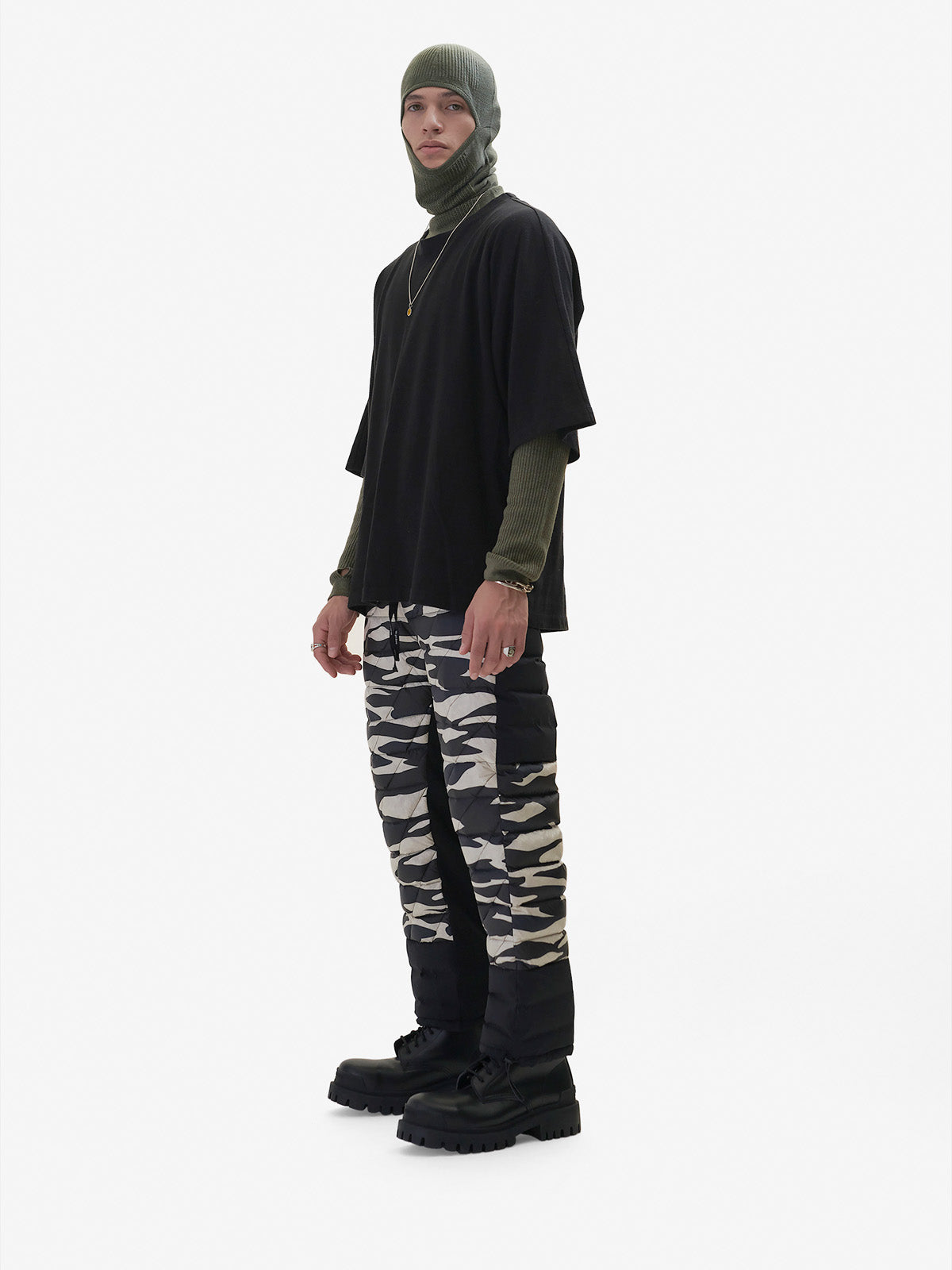 Pantalón de sudadera híbrido de plumón Holden Outerwear - Cebra