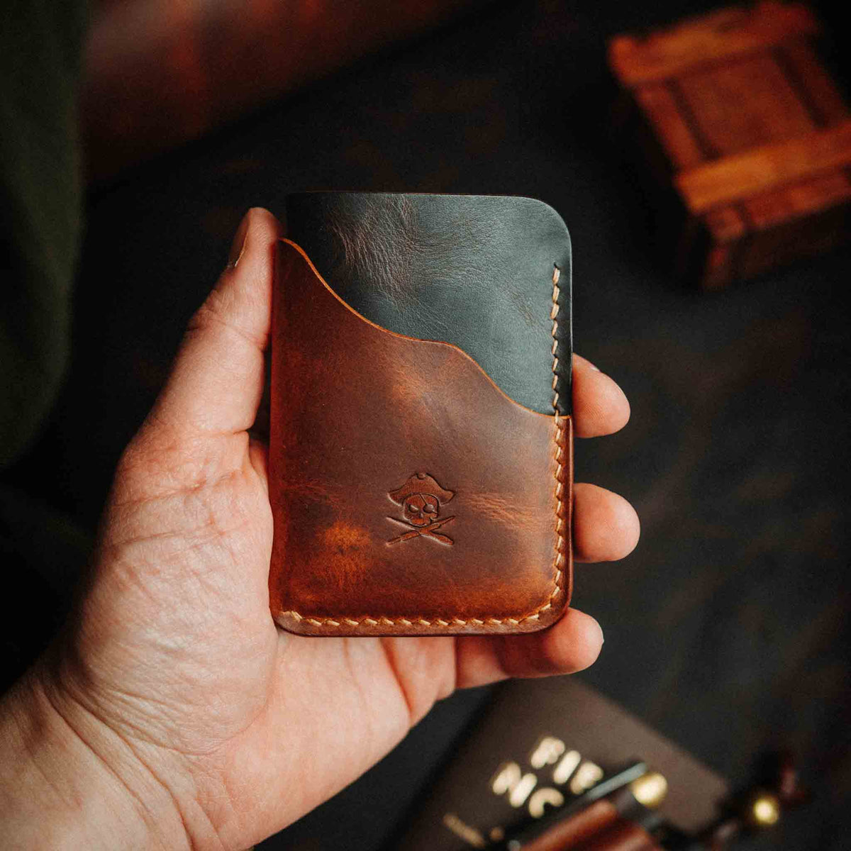 Tarjetero Pirate Goods Venturer v2