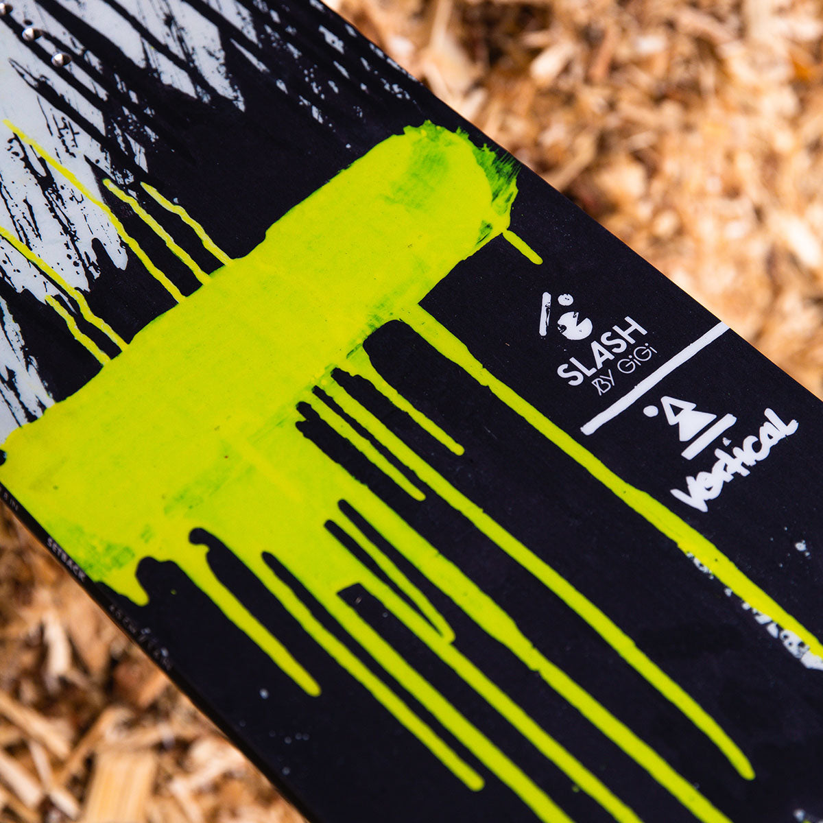 Snowboard Zeitbike GiGi Slash Vertical