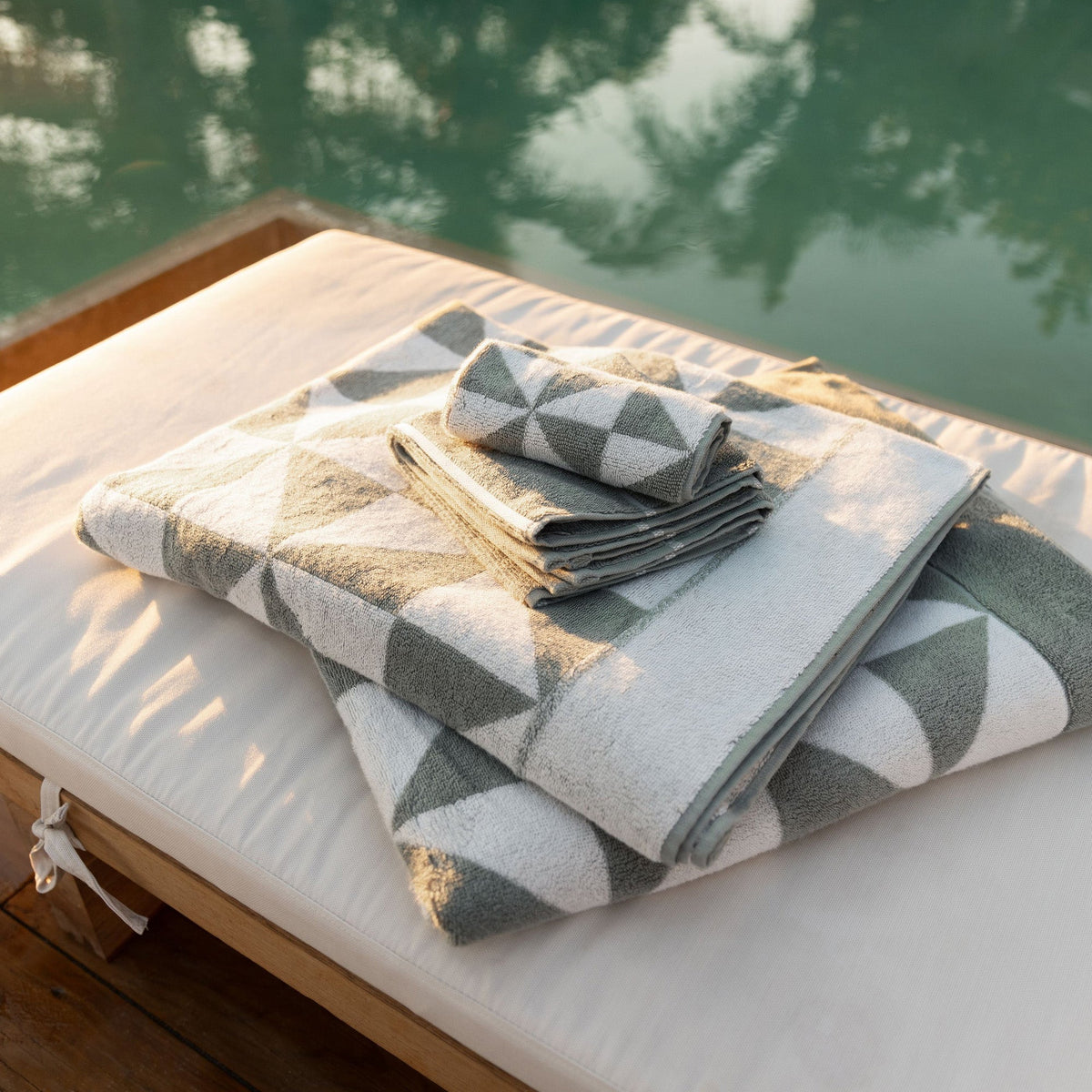 Italic Deia Towels