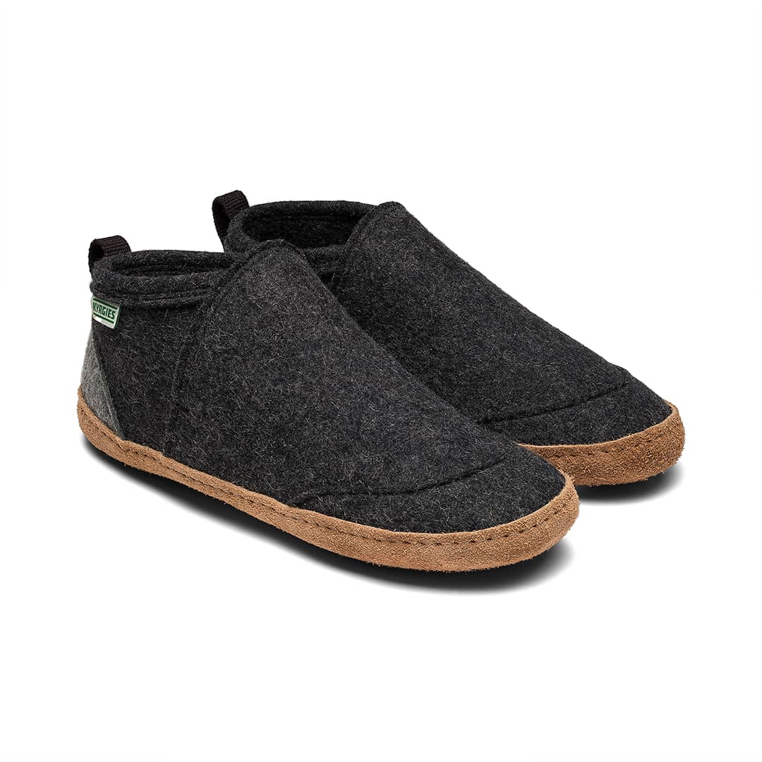 Kyrgies Tengries Slippers