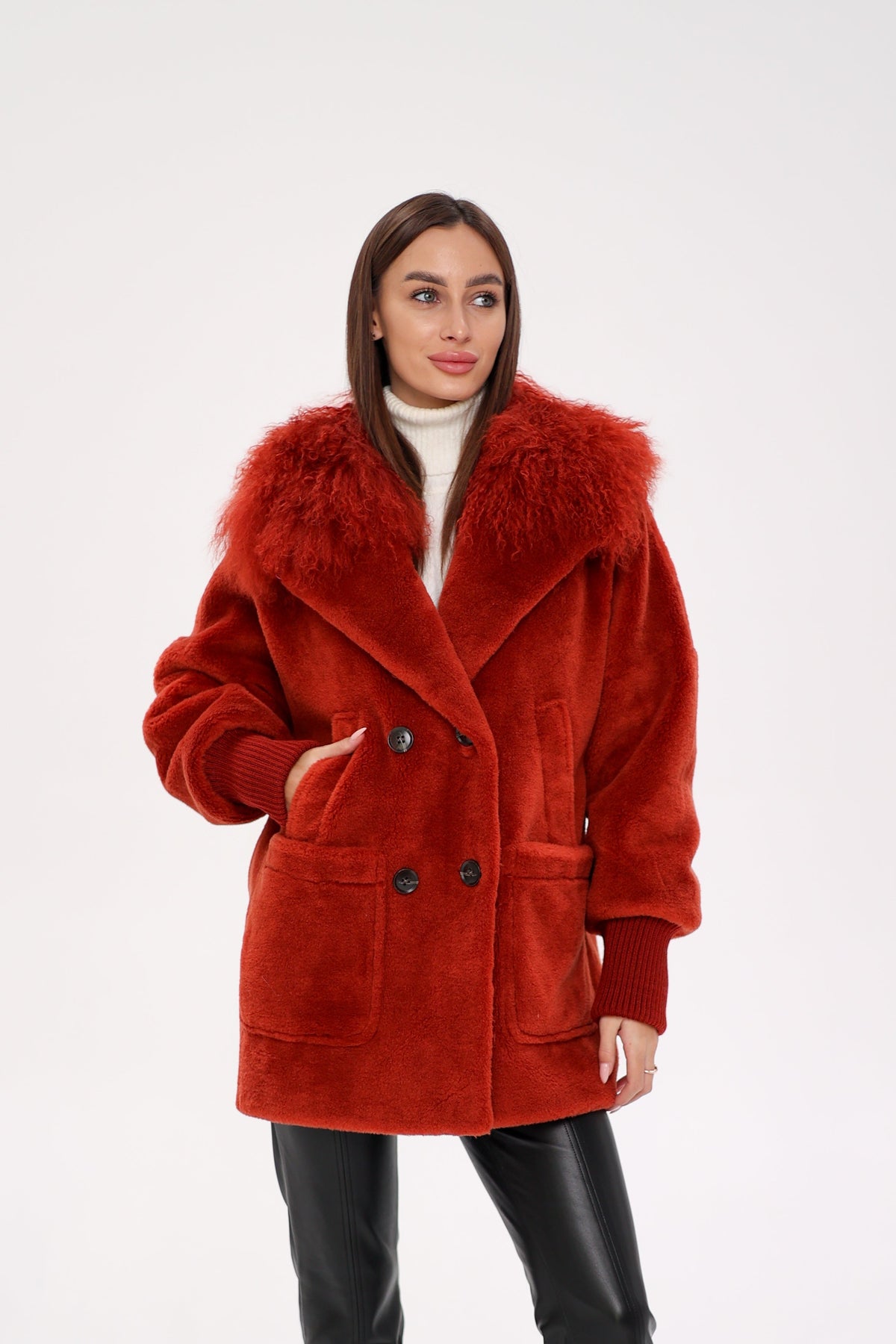 Abrigo de piel de llama para mujer de Alaska® Outerwear Company