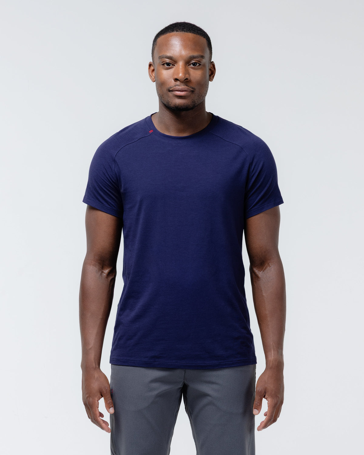 Schwarzes Crest Icon Crew T-Shirt