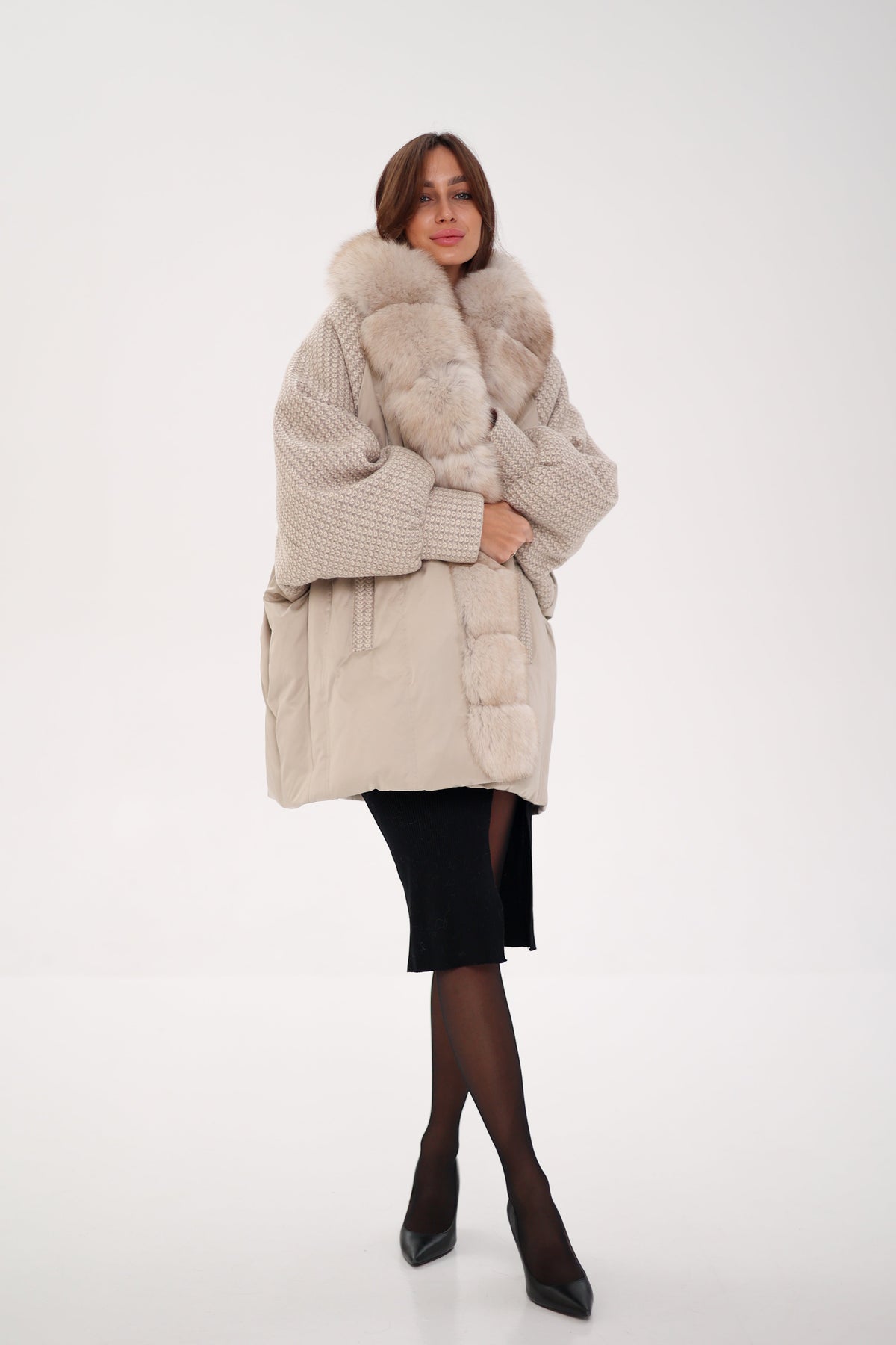 Alaska® Outerwear Company Damen Polar-Fuchs Bouclé-Daunenmantel