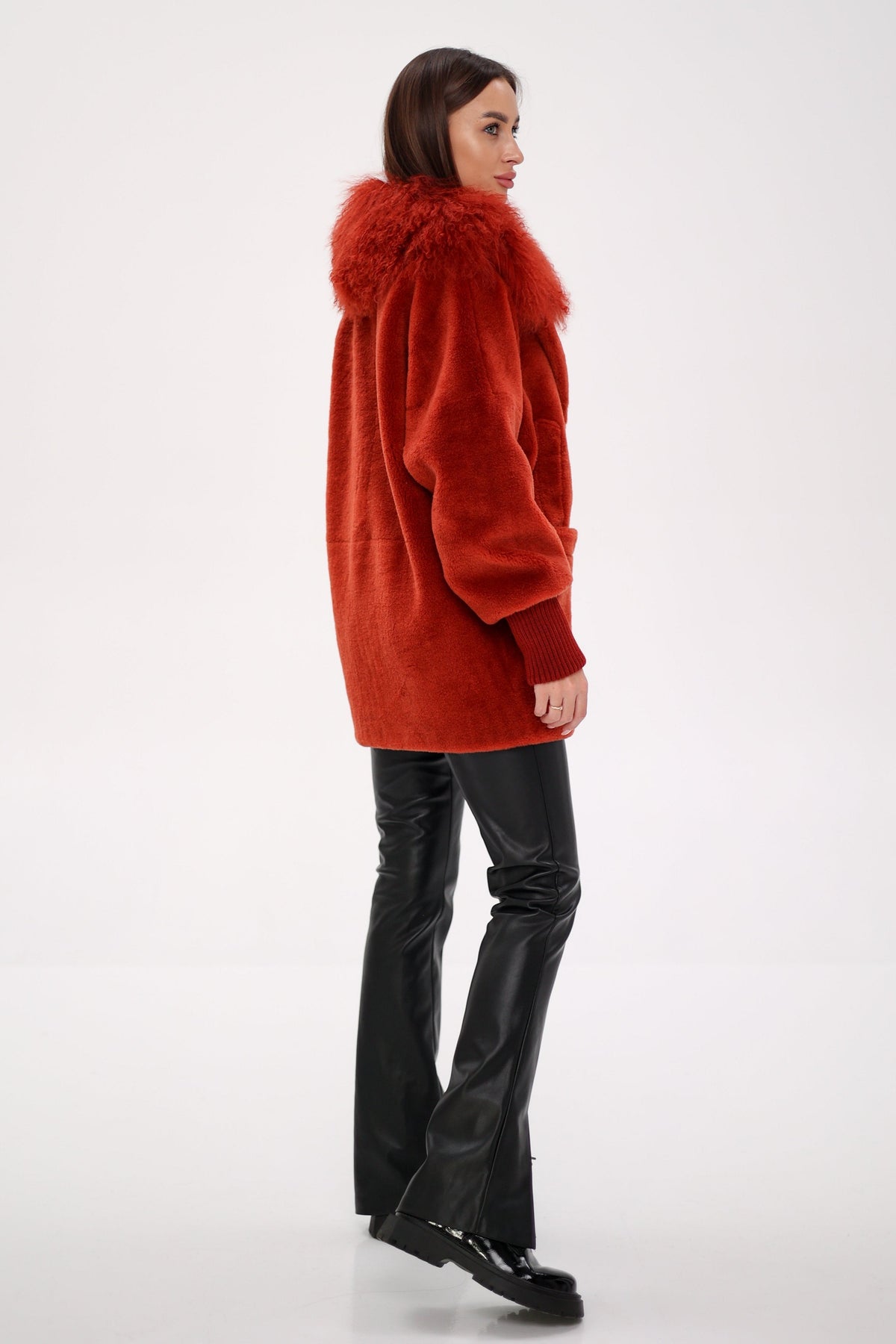 Abrigo de piel de llama para mujer de Alaska® Outerwear Company