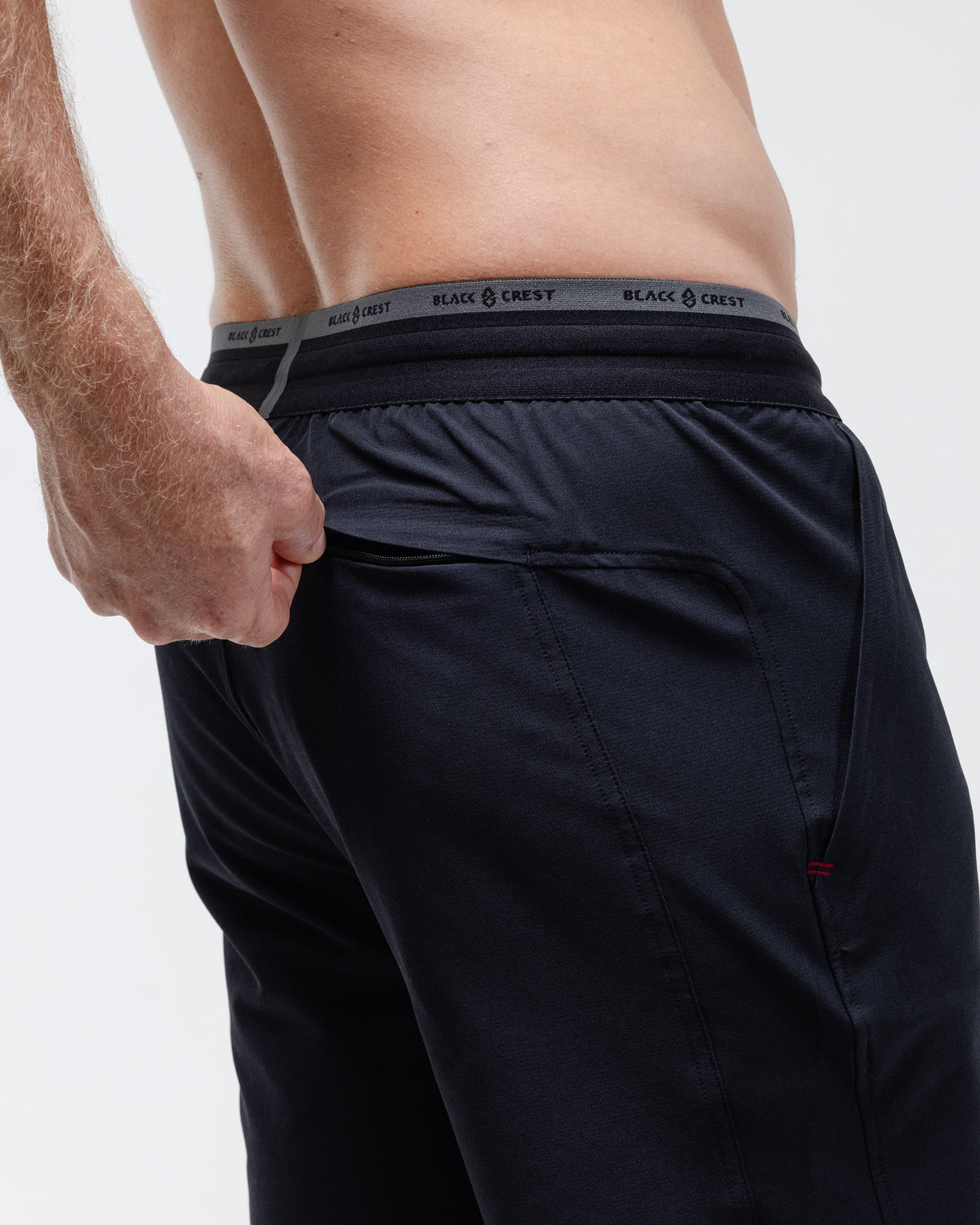 Black Crest Men's Interval Shorts