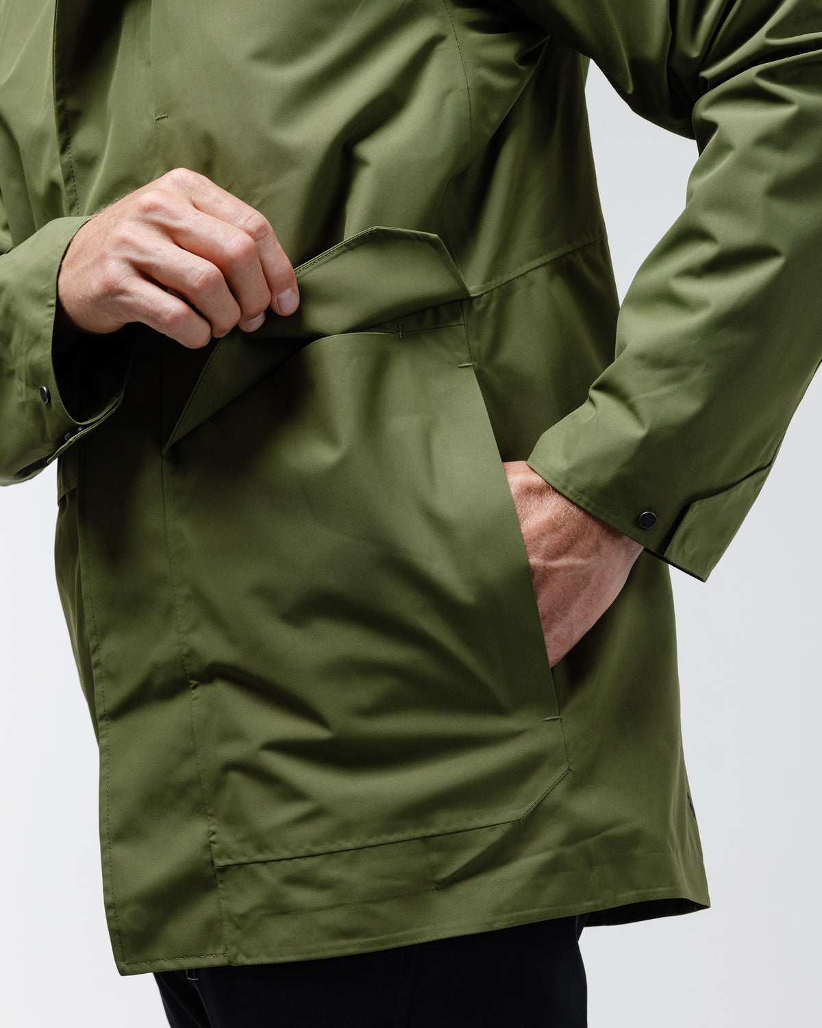Black Crest Escort Jacke