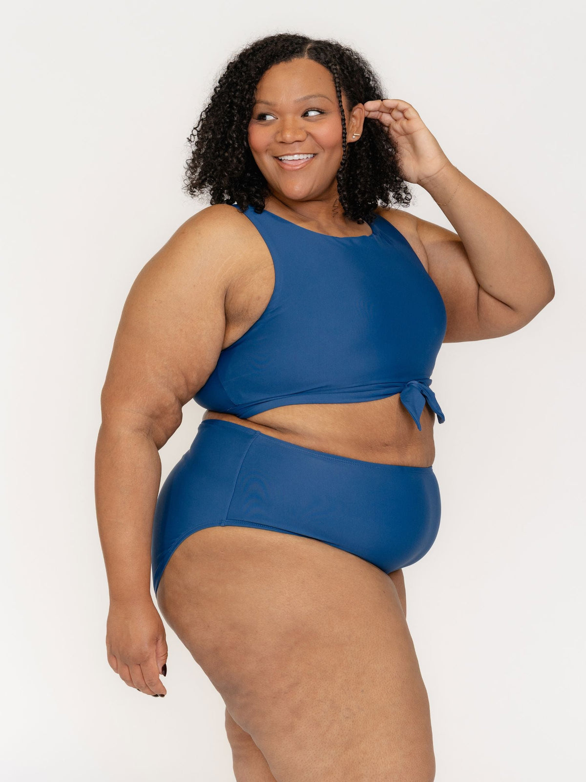 Top corto con nudo de Lime Ricki
