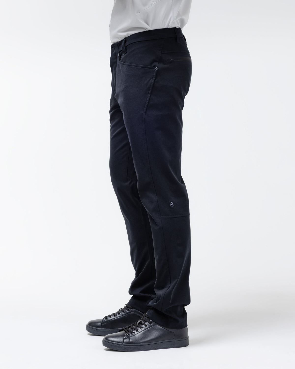 Black Crest Men's Passage Chino Pants