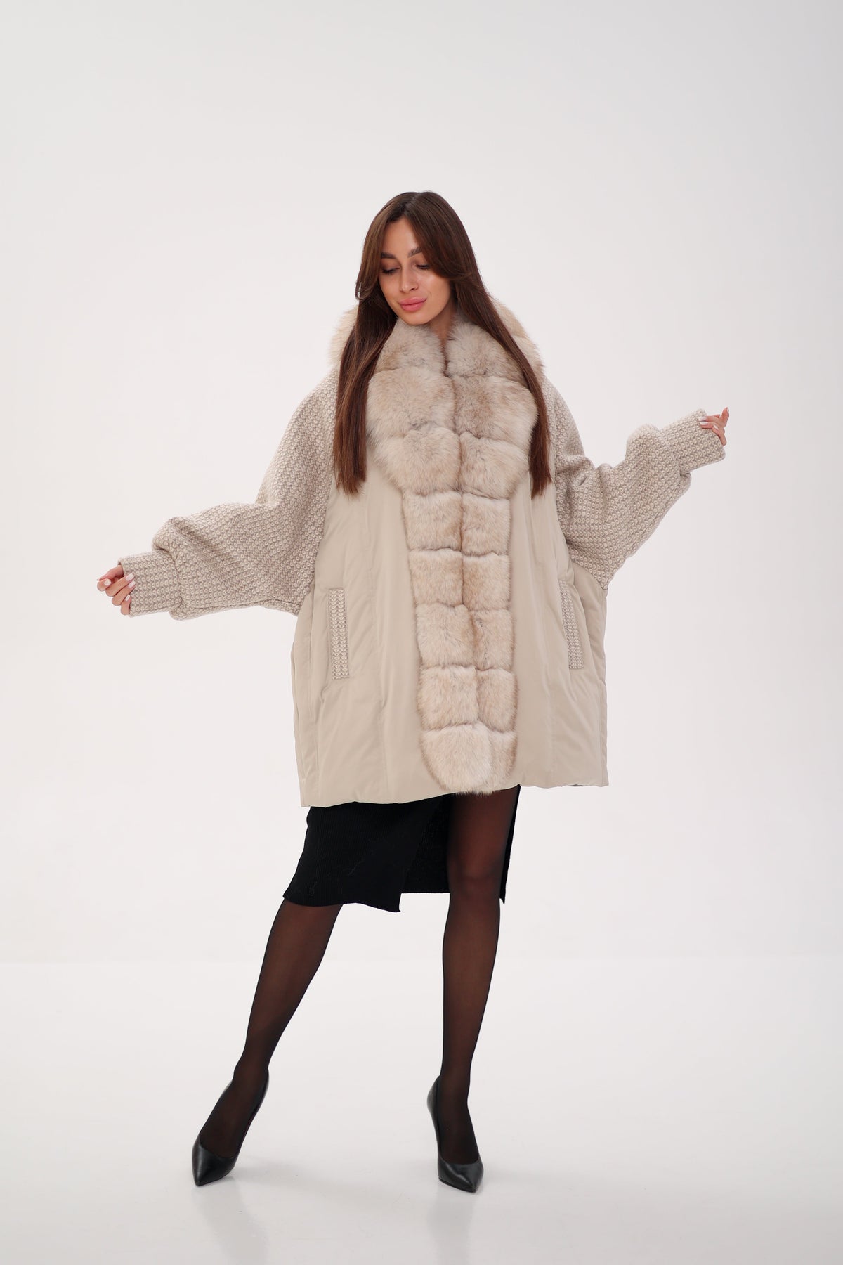 Alaska® Outerwear Company Damen Polar-Fuchs Bouclé-Daunenmantel