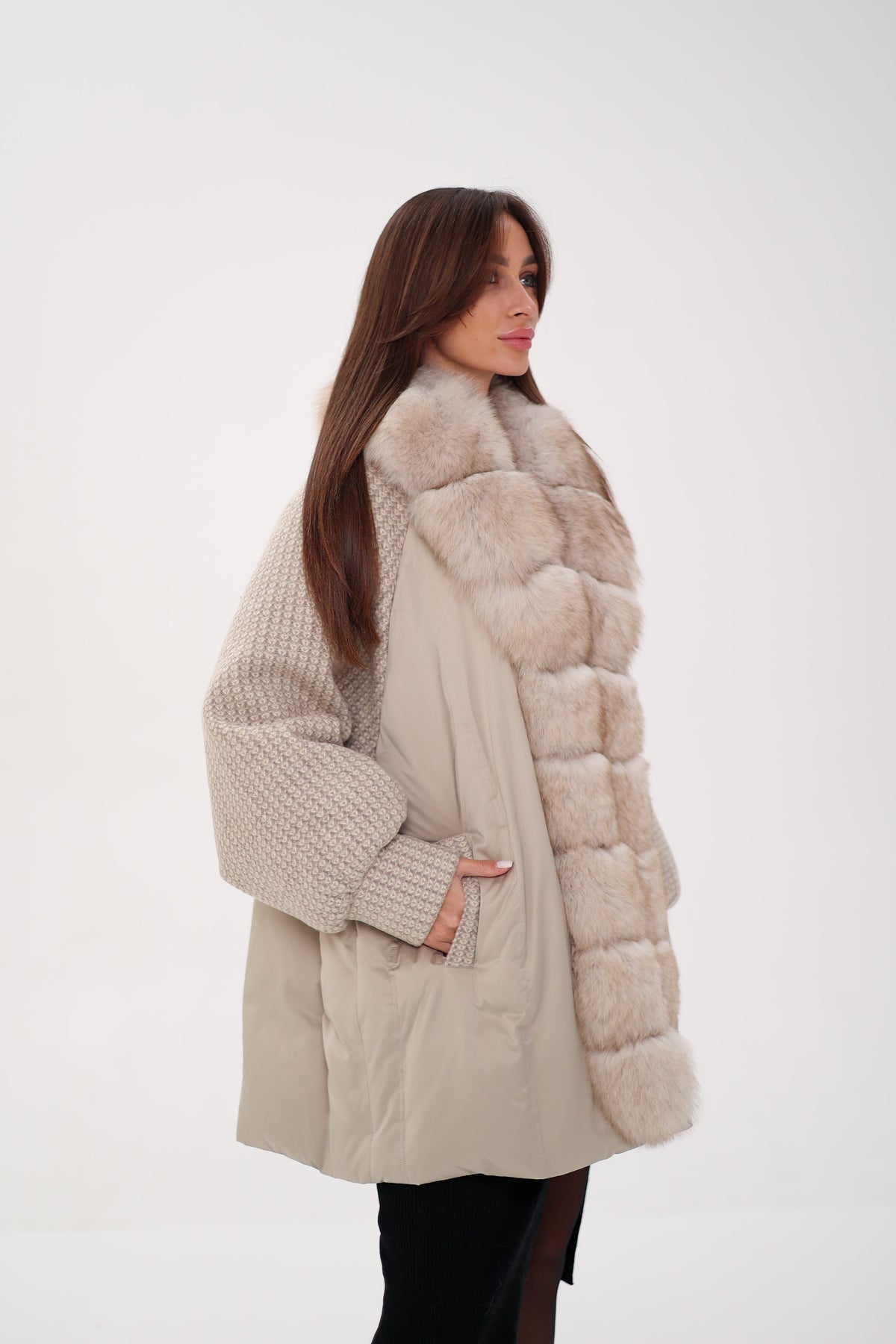 Alaska® Outerwear Company Damen Polar-Fuchs Bouclé-Daunenmantel