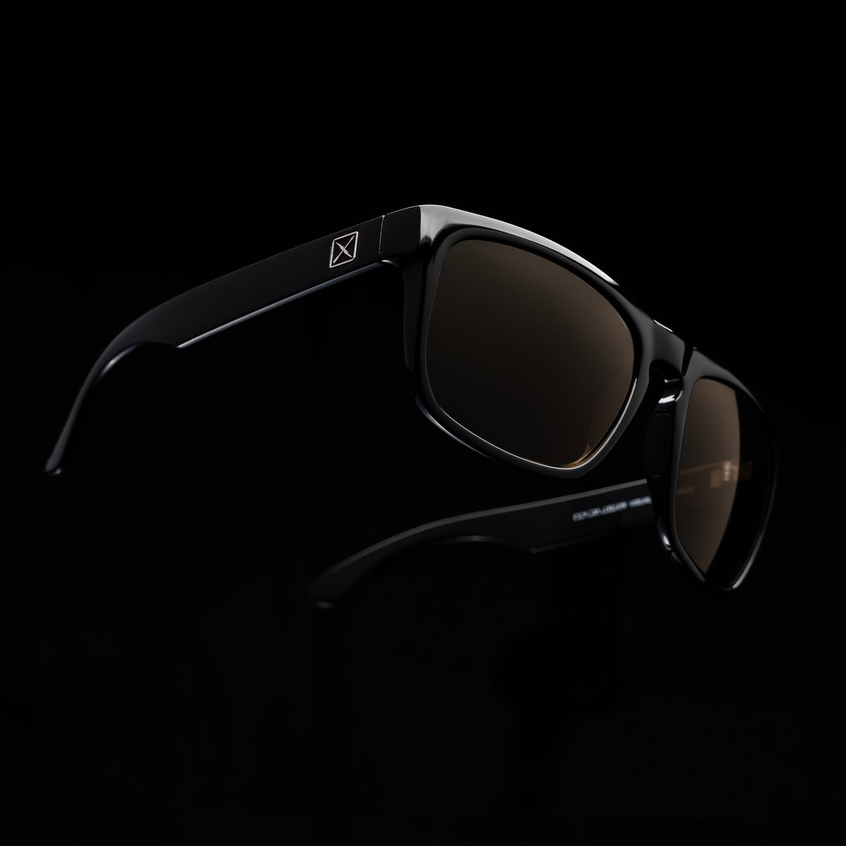 Bolt & Arrow - 81's Clandestine (Gloss) - Gloss