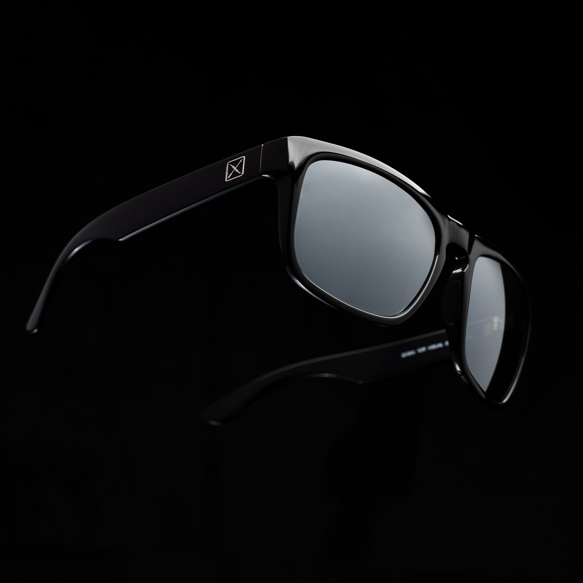Bolt & Arrow - 81's Clandestine (Gloss) - Gloss