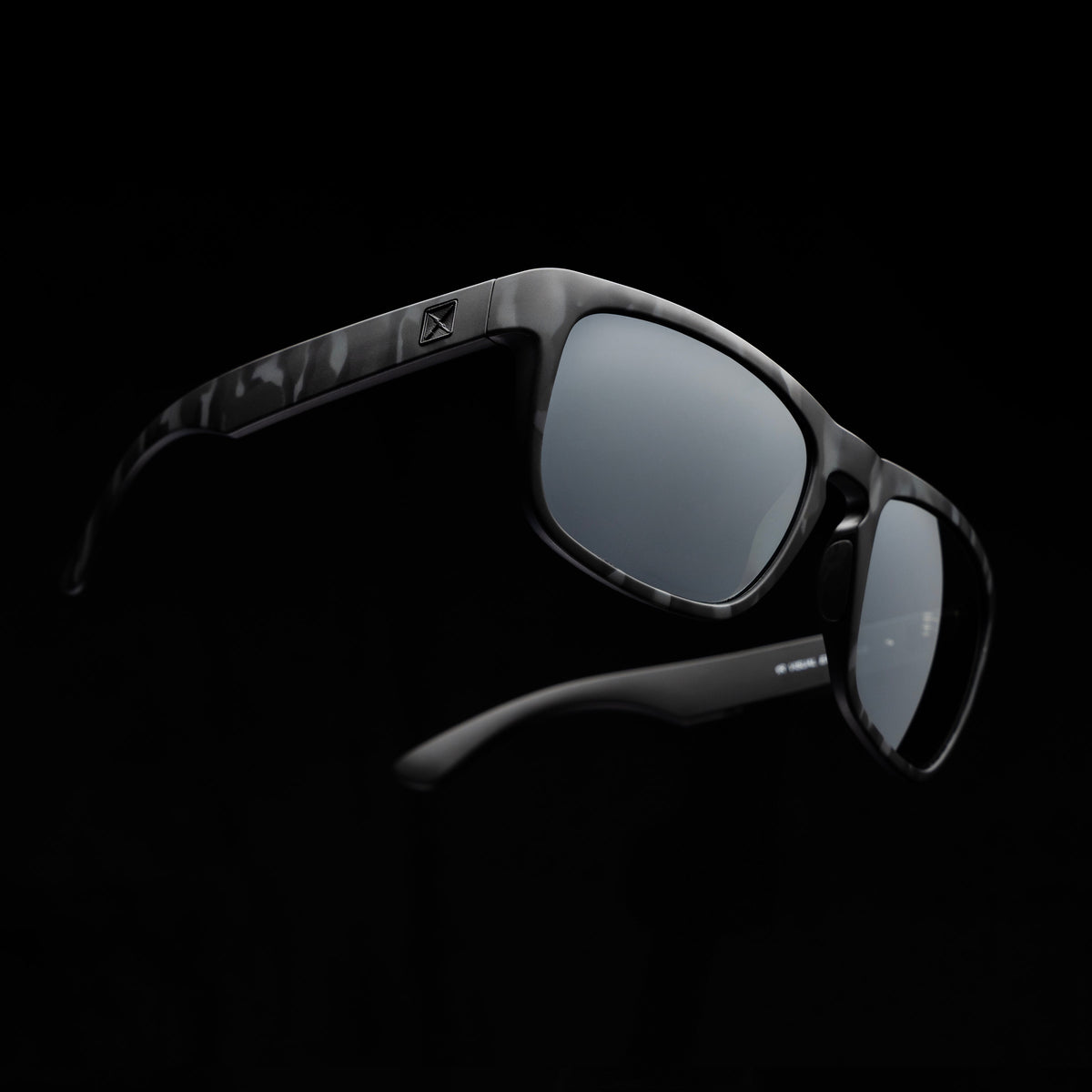Bolt & Arrow - 81's Camo Black (Matte) - Matte