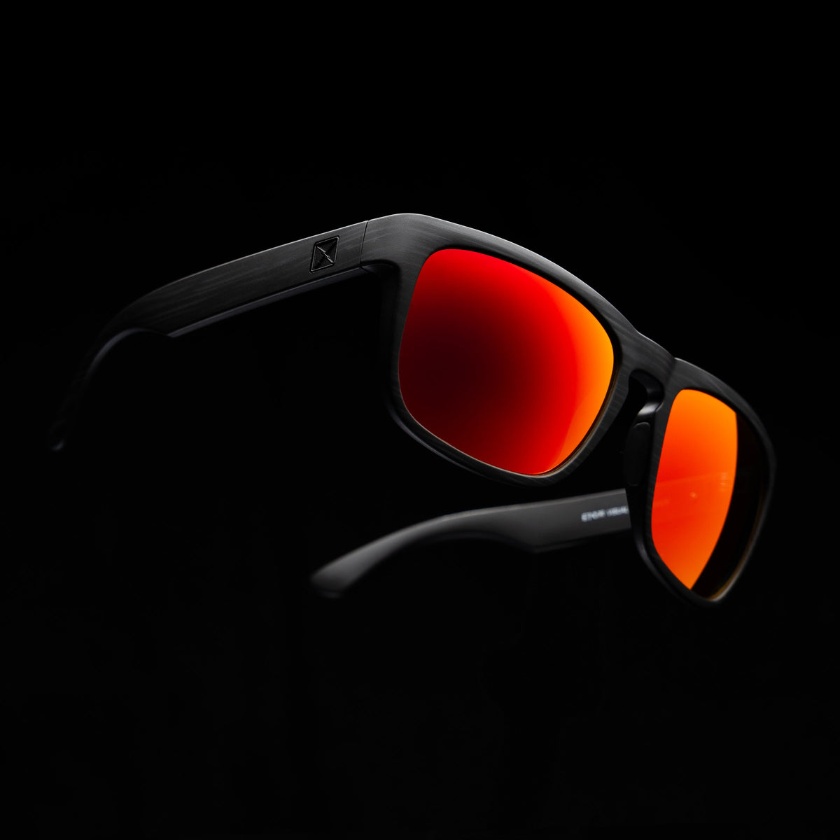 Bolt & Arrow - 81's Shadowgrain (Matte) - Apollo