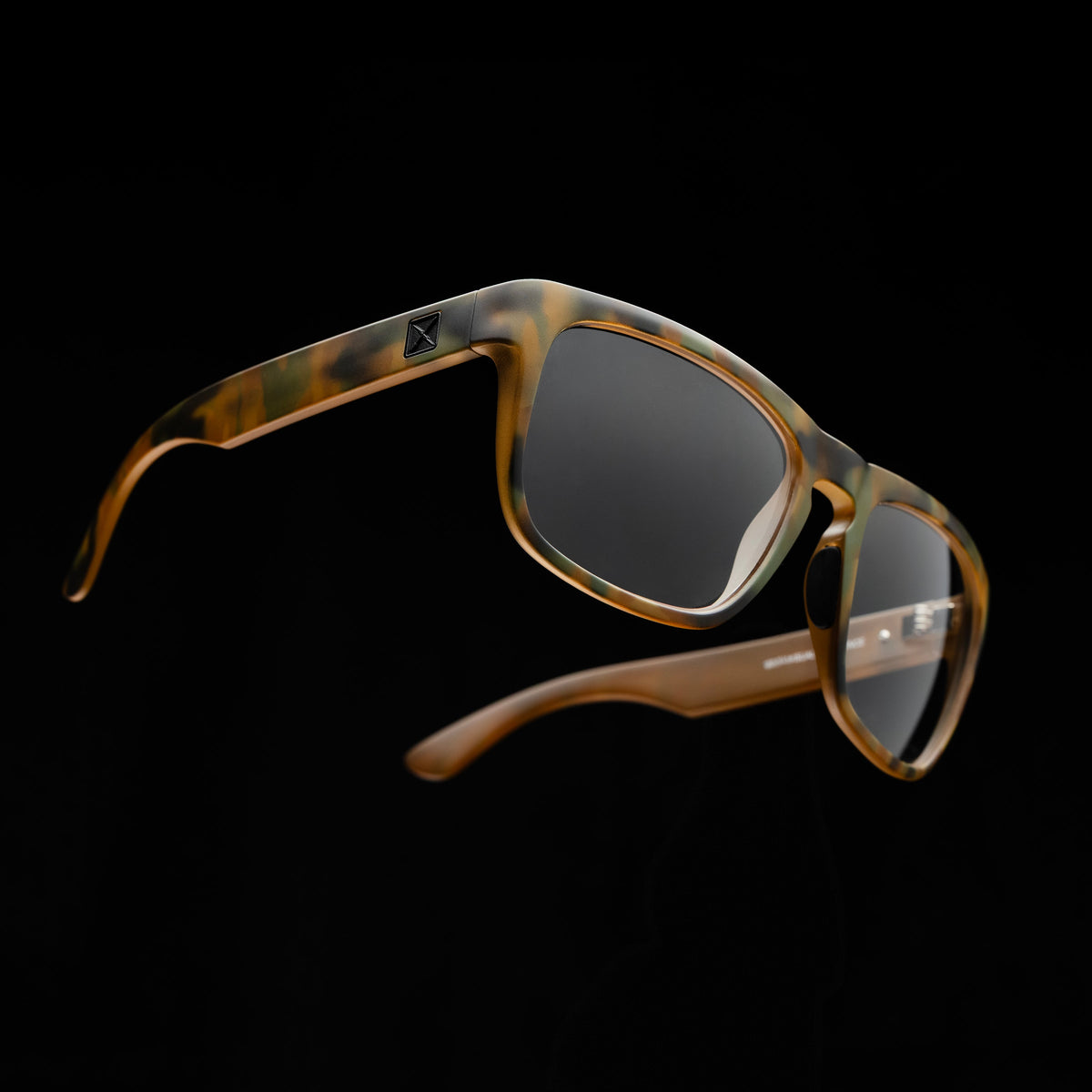 Bolt & Arrow - 81's Rhodesian (Matte) - Matte