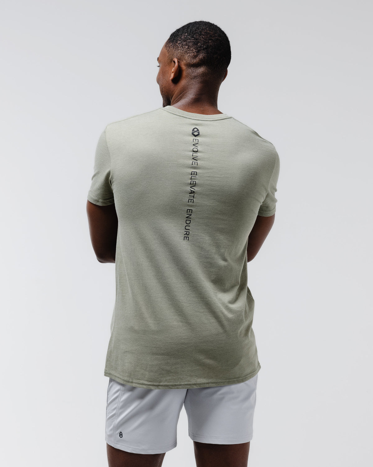Black Crest Logo Grafik-T-Shirt in Heather Olivgrün