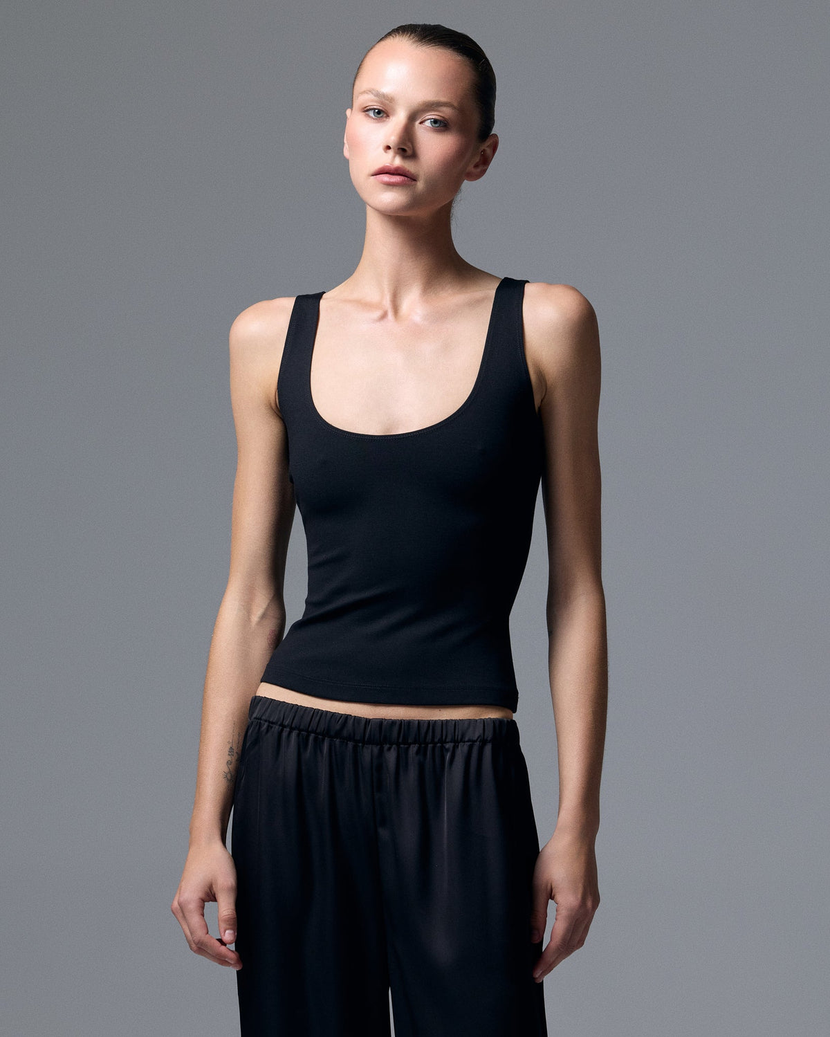 Camiseta sin mangas Artless Forever Inez