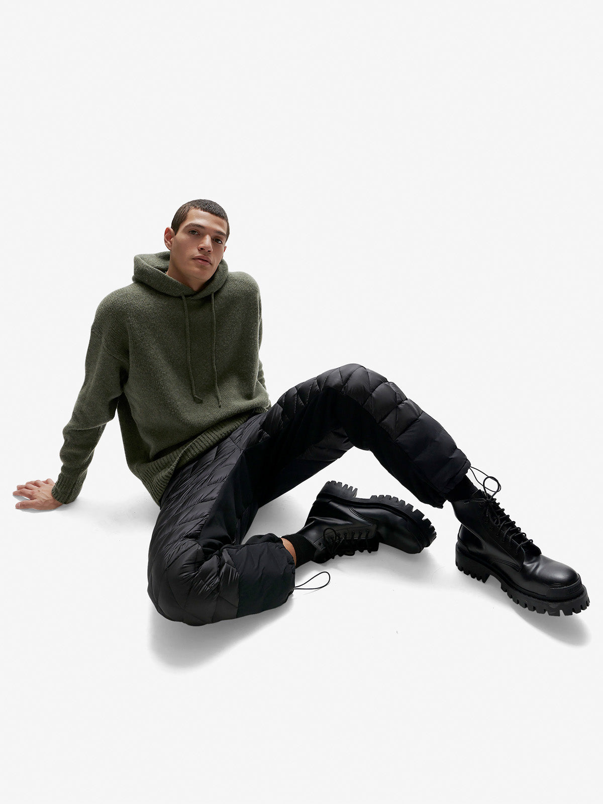 Pantalón de sudadera híbrido de plumón Holden Outerwear - Negro