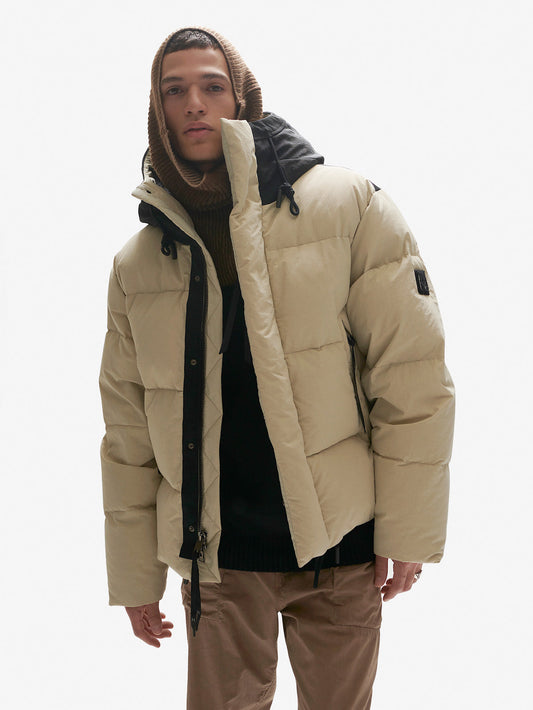 Chaqueta de plumón Holden Outerwear Fowler en color Canvas