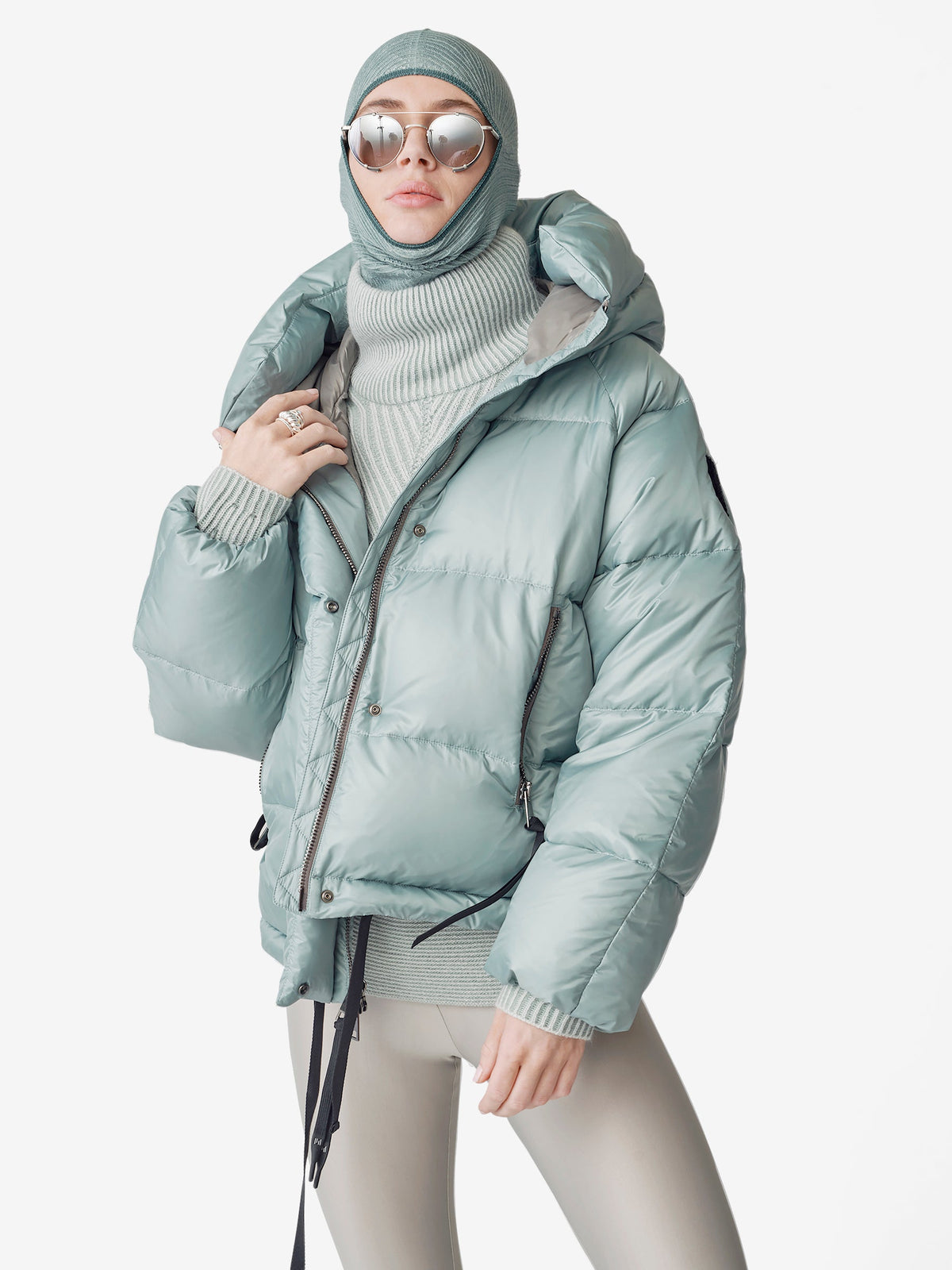 Holden Outerwear Kurze Daunenjacke in Schiefergrau