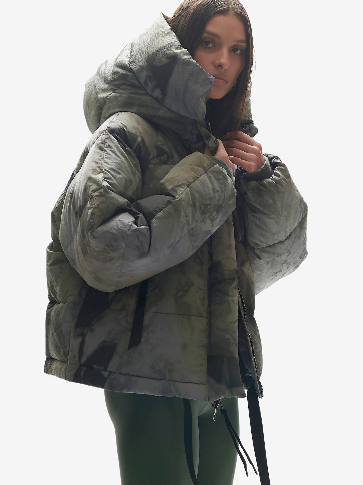 Holden Outerwear Kurze Daunenjacke - Rekall Tie
