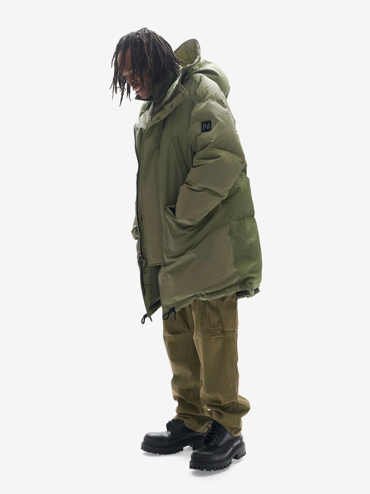 Holden Outerwear Lange Daunen-Pufferjacke in Steingrün