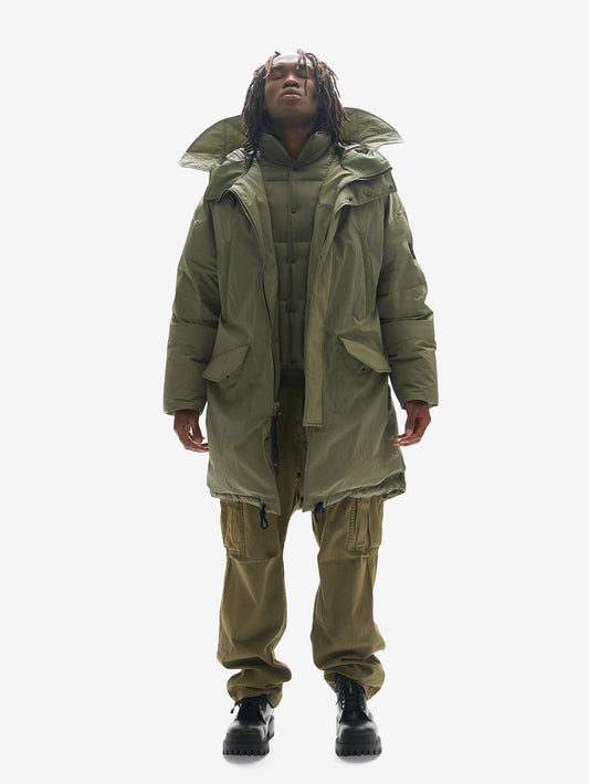 Chaqueta larga tipo puffer de plumón Holden Outerwear en verde piedra