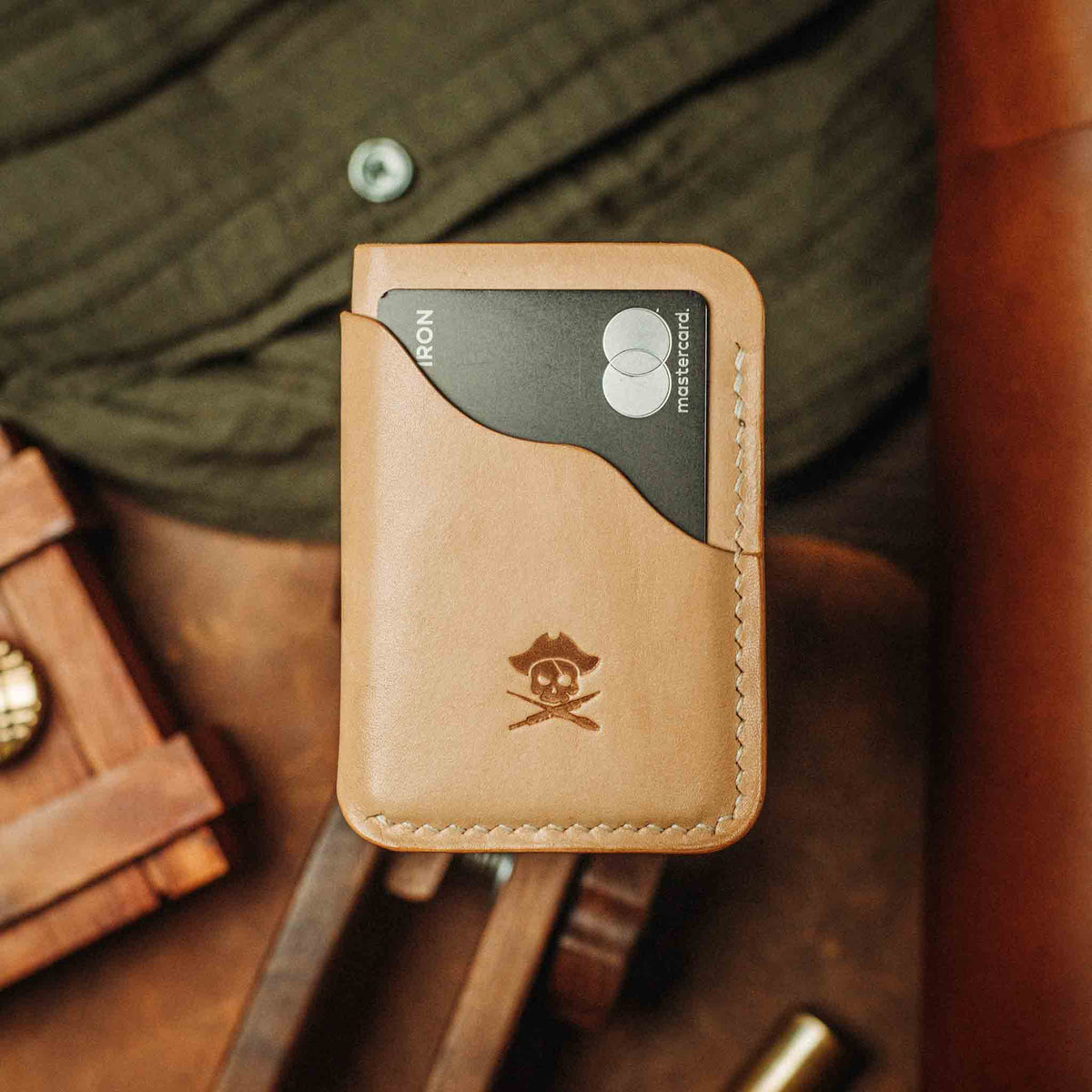 Tarjetero Pirate Goods Venturer v2