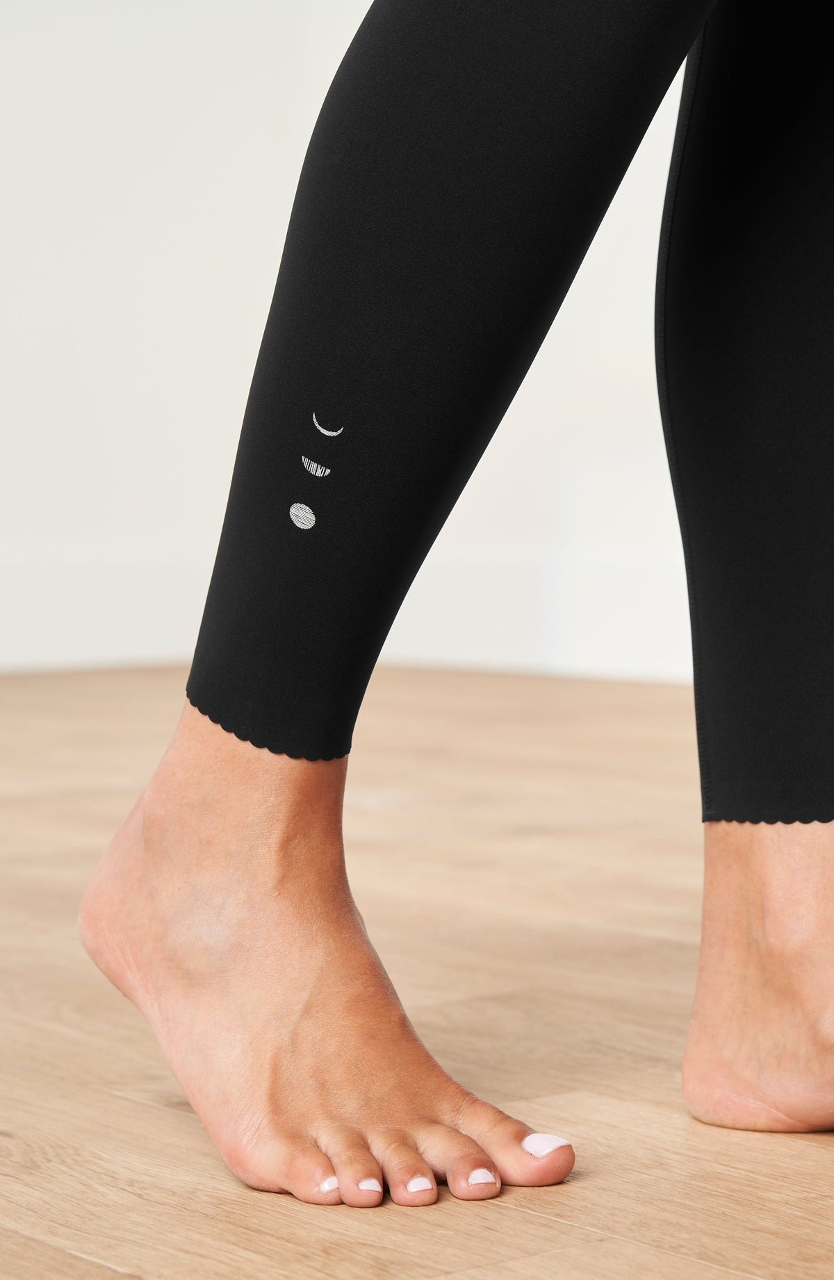 Elastique Athletics Adorn Leggings