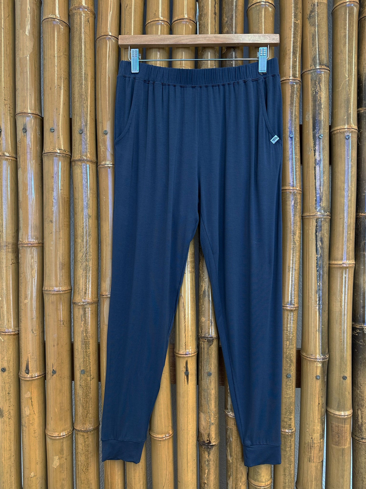 Joggers de descanso de bambú