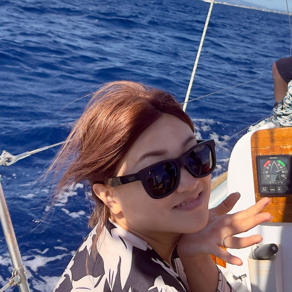 Lani Shades Ohe Mana Kai Sunglasses