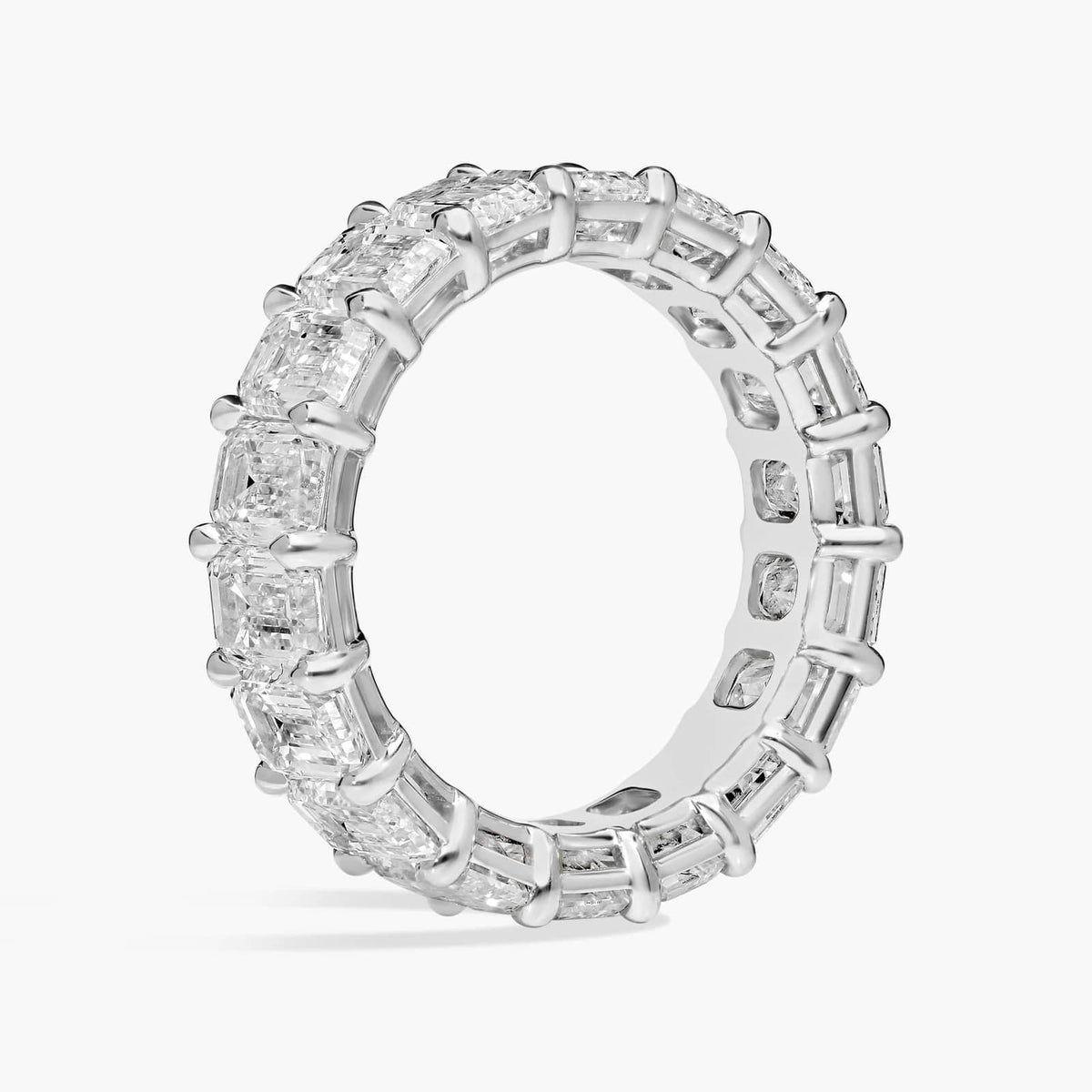 Anillo de eternidad de moissanita VossAgin