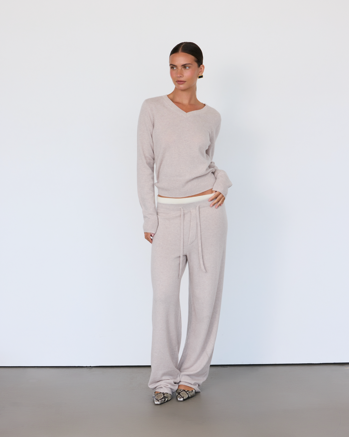 Artless Forever Women's Tove V-Neck Sweater