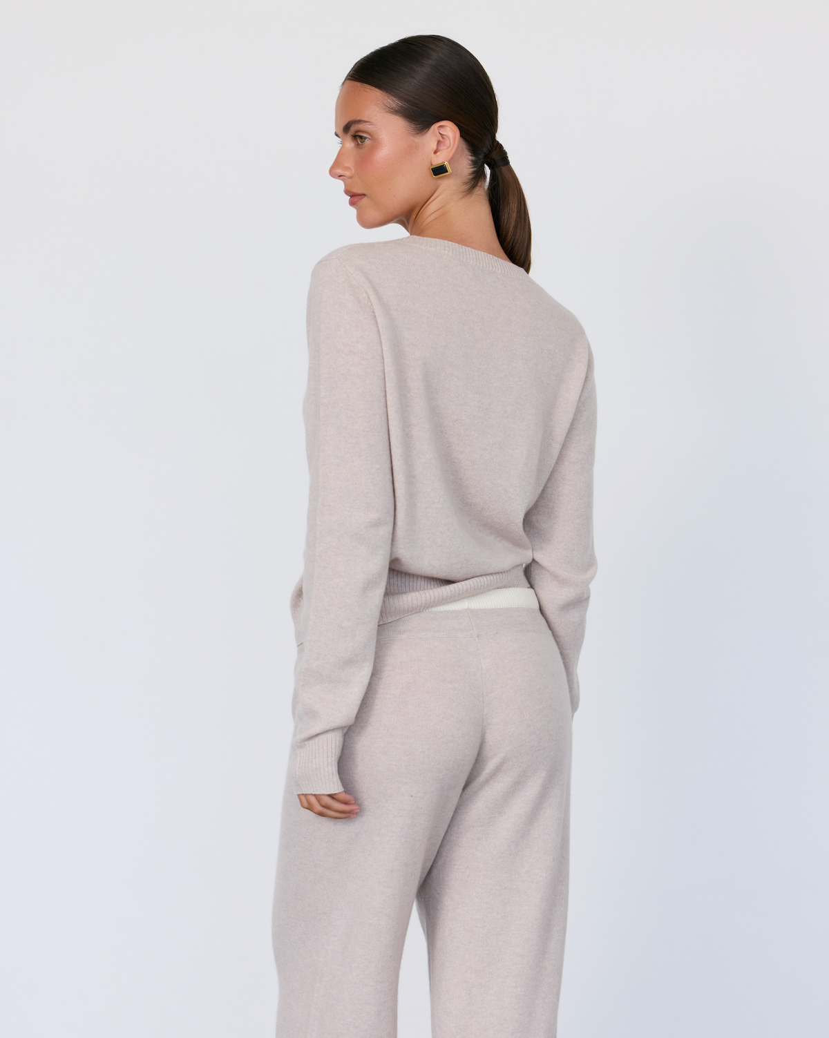 Artless Forever Women's Tove V-Neck Sweater