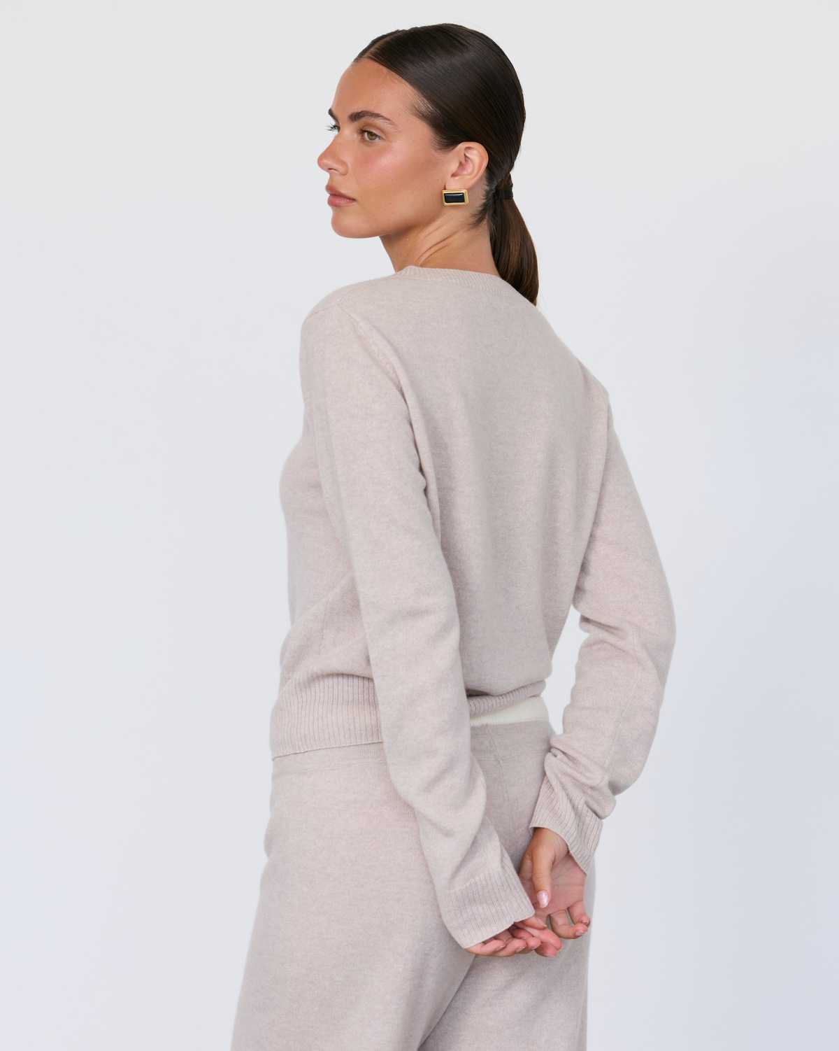 Artless Forever Women's Tove V-Neck Sweater