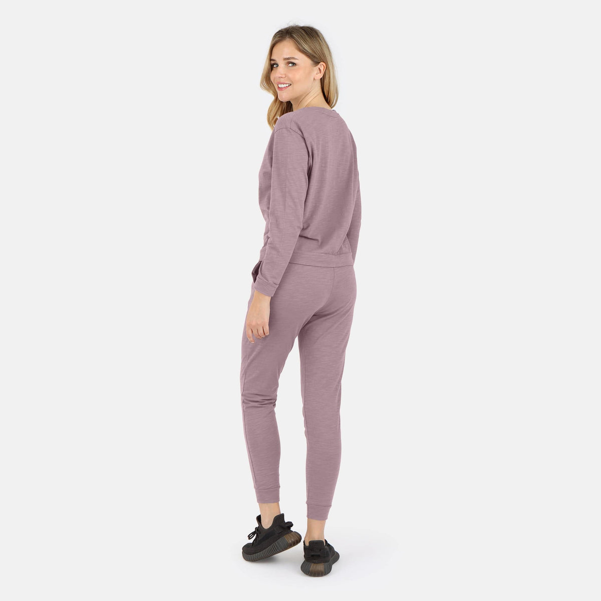 Lezat Tegan Pullover