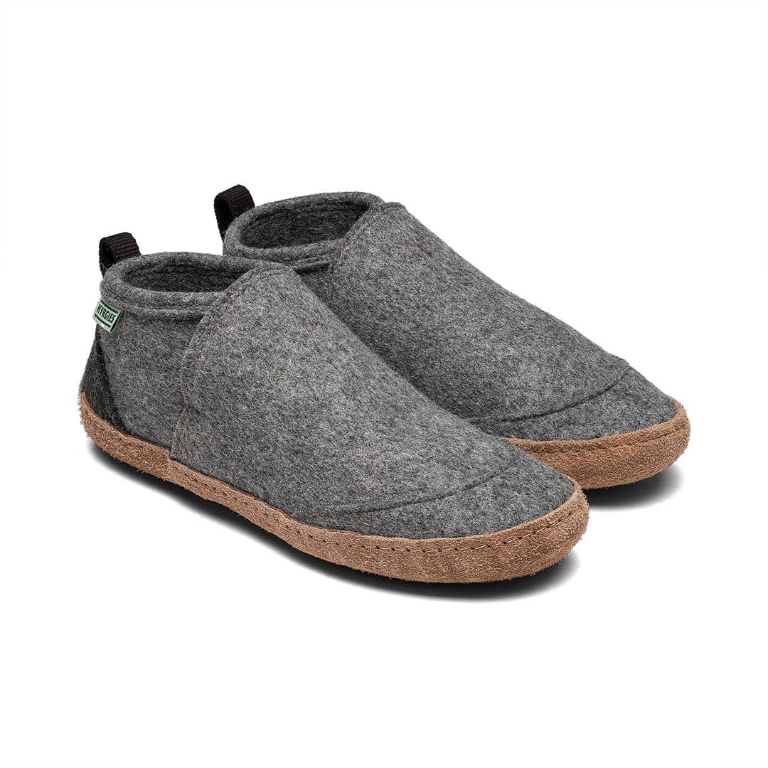 Kyrgies Tengries Slippers